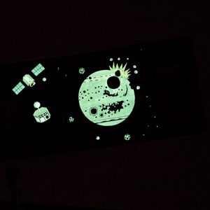 El Sistema Solar - Un libro que brilla en la oscuridad